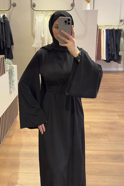 Birgül Bektaş Black Flared Belted Dress with Sleeves