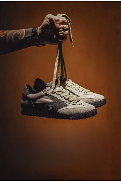Lost Laces Raven XT Sneaker