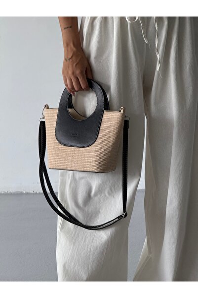 ALTUDA Women's Puppy Detailed Straw Crossbody Bag Arlo