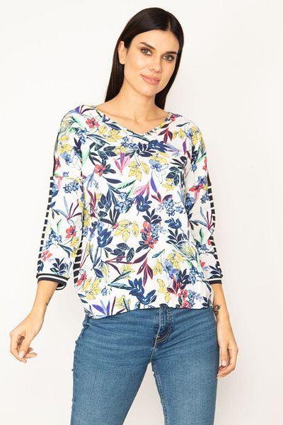 Şans Tekstil Line and Floral Patterned V-Neck Blouse 26a21079
