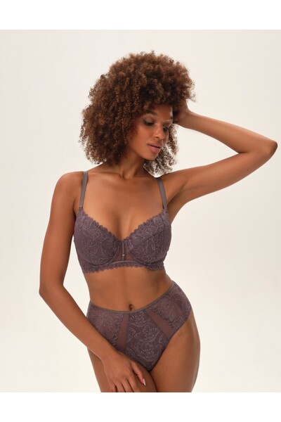 ESOTIQ Sutien ușor căptușit cu dantelă florală și pandantiv auriu | Confort și susținere ridicate | Idylla