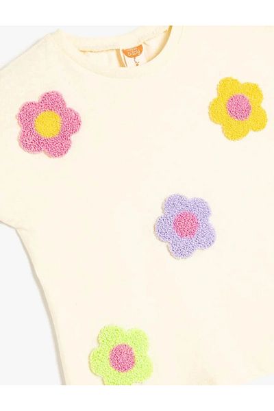 Koton Floral Embroidered Crew Neck Ecru Baby Girl T-Shirt 5Smg10064Ak