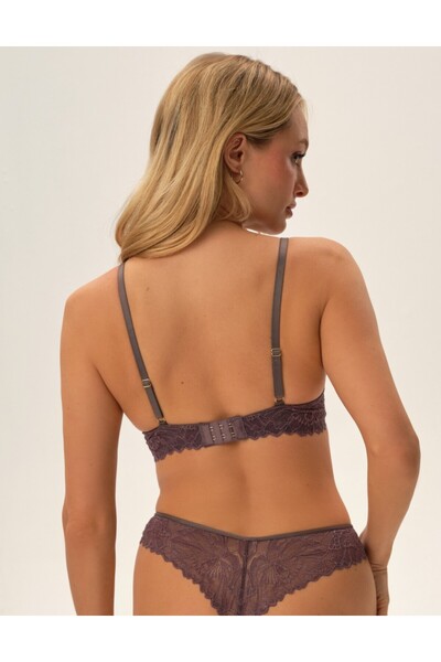 ESOTIQ Sutien Push-Up cu Armătură, Dantelă Florală și Pandantiv Auriu | Lenjerie Senzuală și Feminină | Idylla