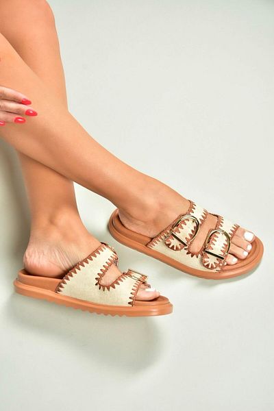 Fox Shoes U267146202 Beige/Tan Suede Women's Slippers