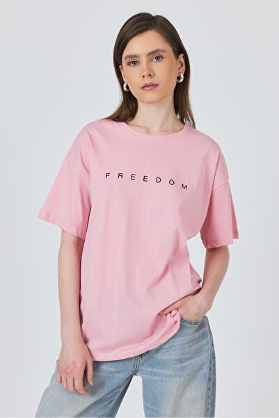 Rays تي شيرت قطني كبير الحجم مطبوع عليه نص وردي 2150-3M