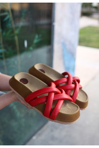 Zerenyus Tenda Red Thick Sole Cross Slippers
