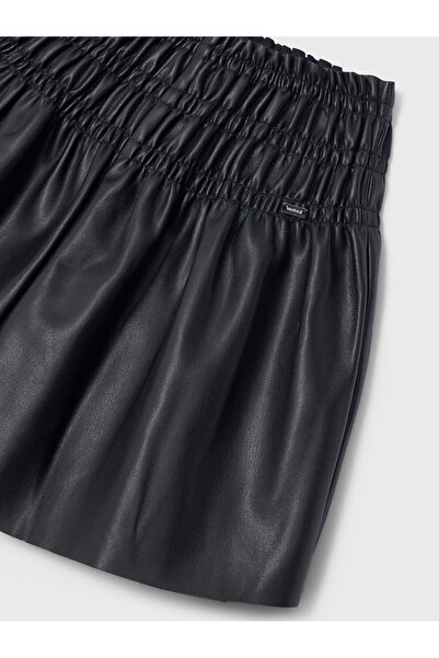 MAYORAL Pantaloni scurți din piele ecologică pentru fete mayoral 4950 negri