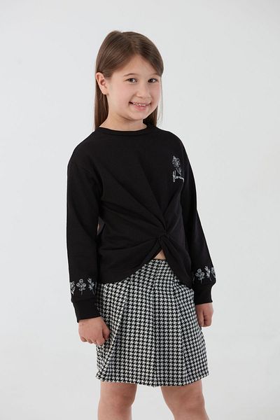 Fulla Moda Floral Embroidered Knotted Shorts Set of 2 Girls