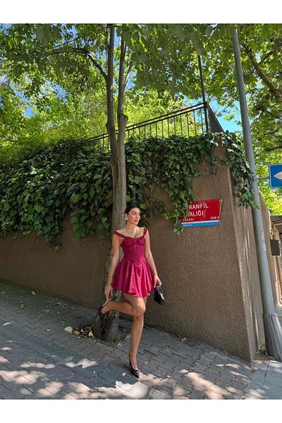 TAYT VEGAS ROCHIE BRODĂ