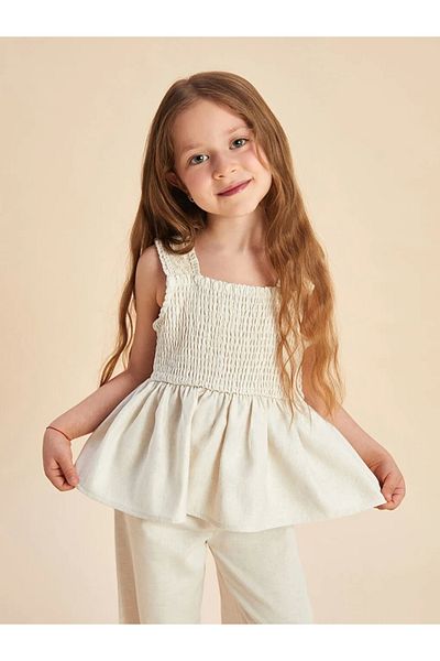 LC Waikiki بلوزة وسروال بناتي من Lcw Kids باللون البيج من الكتان مكون من قطعتين