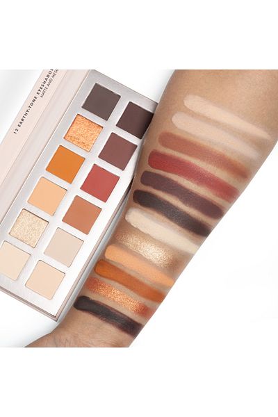 Forever52 Forever52 Get The Look 12 Color Eyeshadow Palette