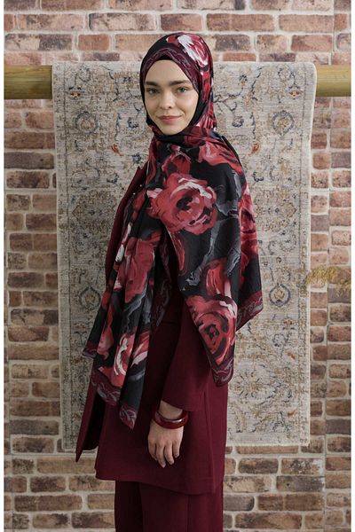 Fatma Atasoy Rose Patterned Black Claret Red Crash Shawl
