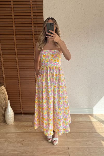 Mucios Rochie lungă florală cu spatele Camelia