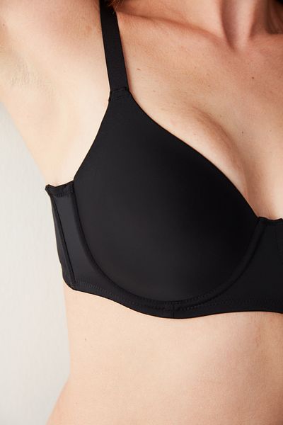 Penti Μαύρο Plus Size Marvel που υποστηρίζει Underwire Unpadded σουτιέν