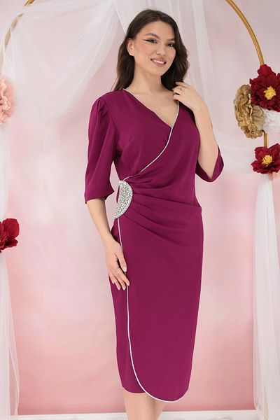 cupper Elegant magenta dress with silver appliques and ruffles at the waist