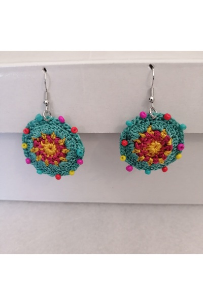 Butik Tülin Otantik el yapımı tığ işi çok renkli iplik yuvarlak boncuklu sall...