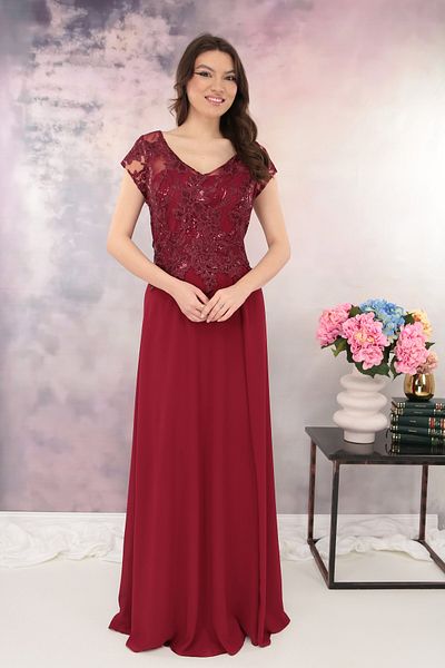 Lenio Burgundy evening dress with embroidery and sequins