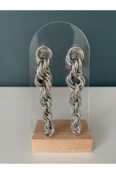 Ervalina Trend: Uzun Sallantılı Burgu Küpe