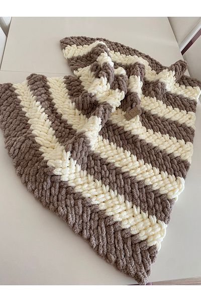 Alize Puffy Two-Color Baby Blanket