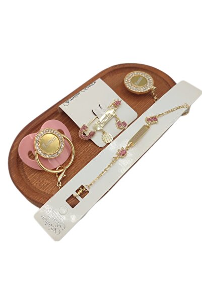 Serap Yılmaz Sahi Isimli Pembe Taşlı Silikon Damaklı Bebek Emzik Zinciri ve Künye Seti 0-6 Ay TYSYSH0125