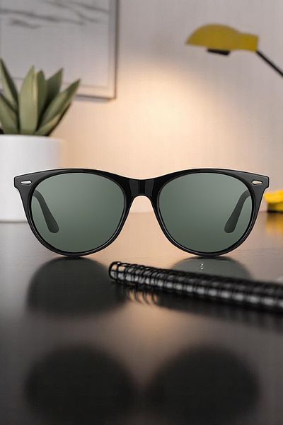 Daniel Klein 100% Polarized Uv400 Protection Black Color Wayfarer Original Unisex Sunglasses Dkgg6272C2