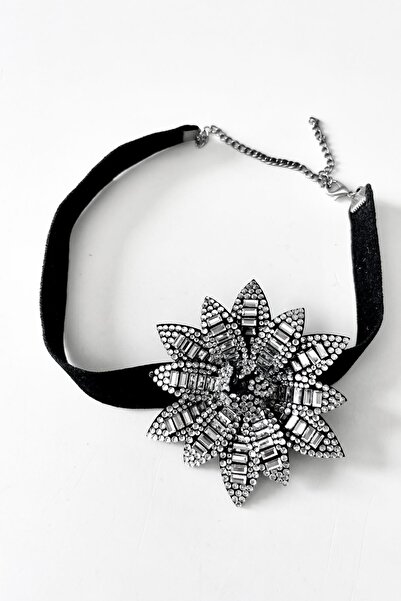 LIVOSH قلادة طوق بحجر لامع