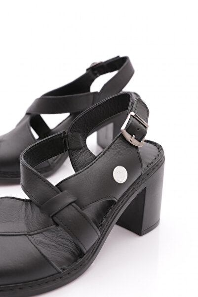 Mammamia D25ys-2415 Kadın Deri Sandalet