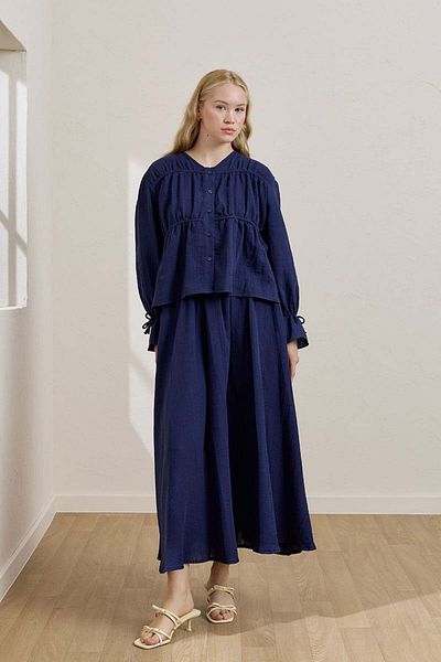 Ceylan Otantik Navy Blue Muslin Blouse & Balloon Skirt Set