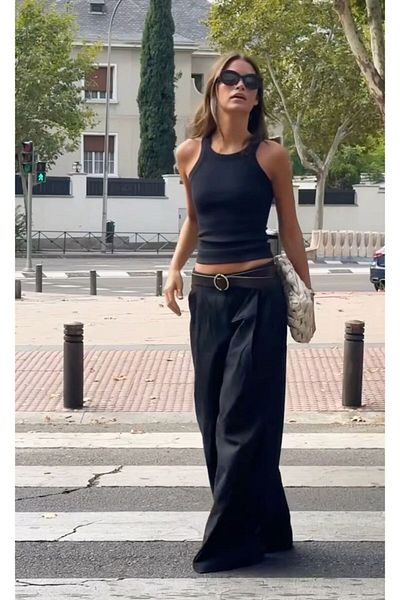 The Champ Clothing الرسن الرقبة مضلع قميص داخلي نسائي أسود