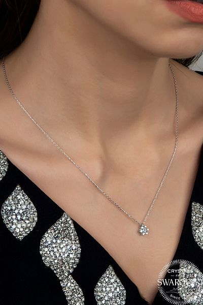 Swaroski Solitaire Women's Necklace with Zirconia Stones - Classic and Elegant