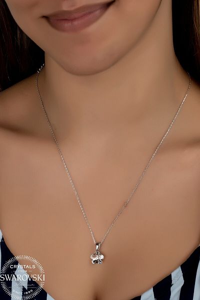 Swaroski White Daisy Necklace with Zirconia Crystal Stone Women's Elegant Flower