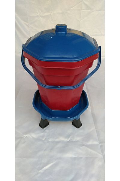 Açan K-V Farm 12 Liter Top Fill Float Automatic Waterer