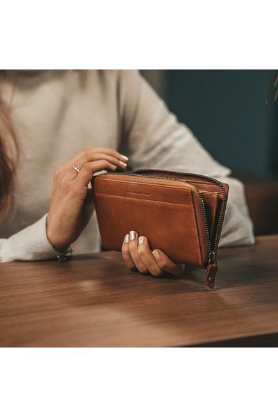 The Chesterfield Brand The Chesterfield Brand genuine leather wallet, with RFID protection, Halle