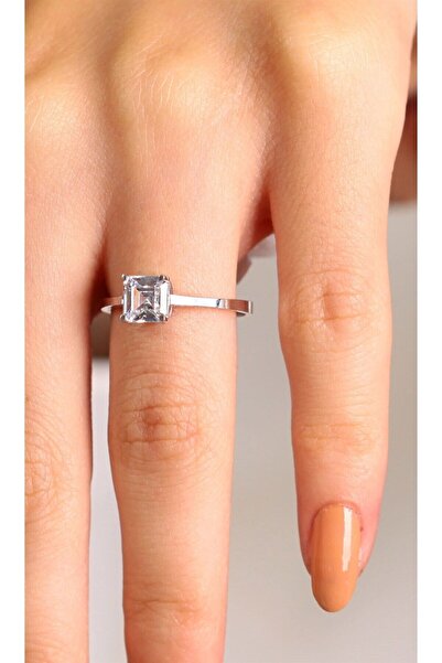 Fay Yamaner Prenses Kesim Tektaş Altın Yüzük