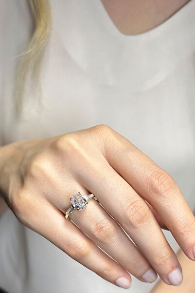 Fay Yamaner Altın Oval Tektaş Yüzük