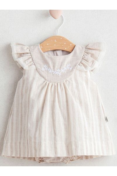 Tongs Baby Baby Girl Nostalgia Body Beige Color - Cotton with Embroidery and Ruffle Detail