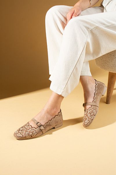 Pembe Potin Women's Ballerinas Brown Suede Floral Embroidered Lightweight Comfortable Sole Stylish Casual Shoes