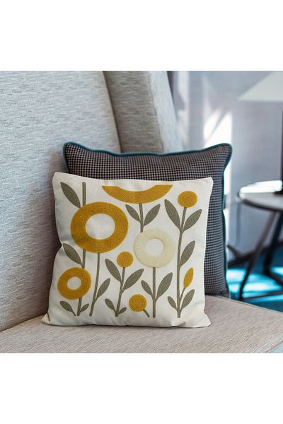 Şah Dekor Punch Embroidery Patterned Digital Printed Autumn Themed Set of 4 Throw Pillow Cases in Yellow Colors