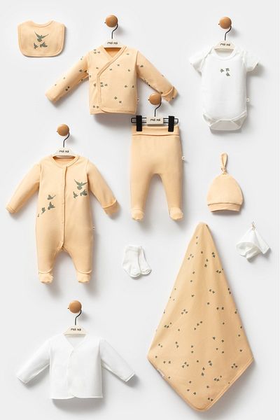 Moi Noi Patterned 10-Piece Hospital Outfit Set (Newborn)