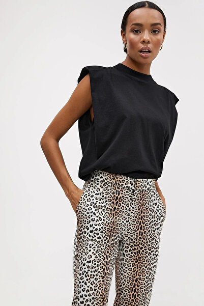 dgs look Black Padded T-Shirt