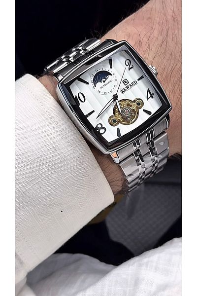 Reward Brand Automatic Wristwatch