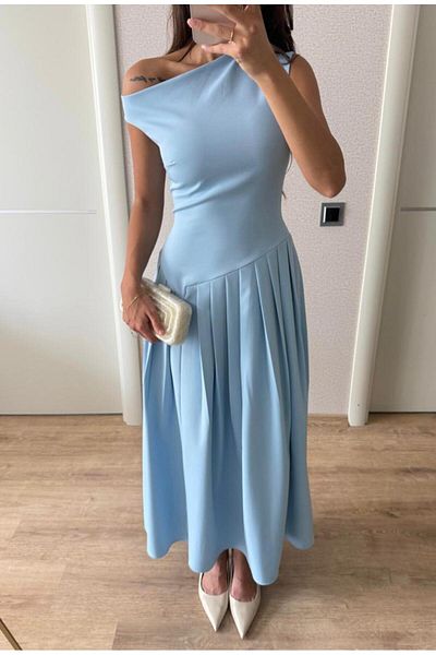 FMN Moda Wide Flared Skirt Fitted to Waistline Pin-Ter Brand Equivalent Midi Length Long Design Boat Neck Bell Chic Dress