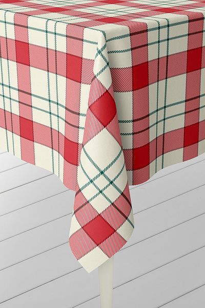 HediyeLabs Red-Green Plaid Tablecloth – Classic Scottish Style Vinyl Print