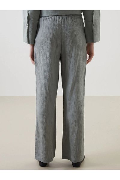 LC Waikiki Elastic Waist Striped Women's Trousers