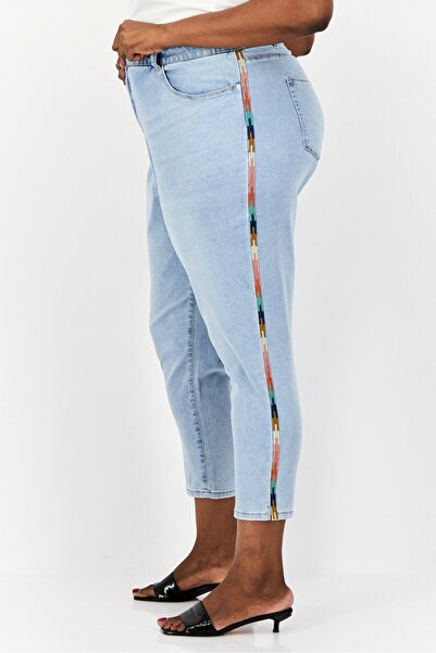 Knox Rose Women Plus Size Wash Stretchable Denim Jeans, Light Blue
