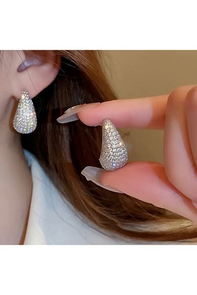 Accessories أقراط فانيليا أفينيو المتلألئة على شكل قطرة ماء مرصعة بالزركونيا أنيقة فاخرة للاستخدام اليومي للنساء