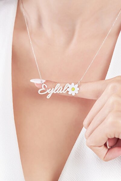 Sardeis 925 Ayar Gümüş Papatya Tasarımlı Kişiye Özel İsimli Kolye