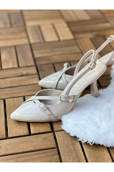 sv savves Women's 3 Buckle Beige Patent Leather Stiletto
