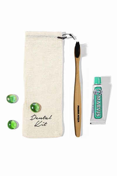 Pharma Acqua Dental Kit Natural Bamboo Medium Hard Toothbrush 10 ml Classic Strong Mint