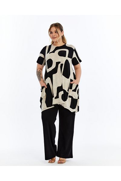 THE CABIN Women's Plus Size Shirt Pants Set